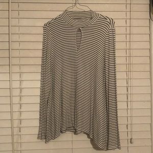 American Eagle Ribbed long sleeve shirt